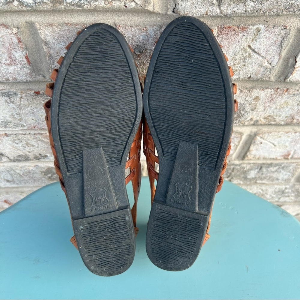 Basic Editions Tan Leather Sandals - image 7